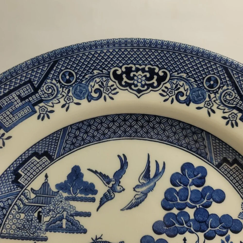 ONE Churchill Willow Blue Dinner Plate (Blue Willow) Georgian Shape